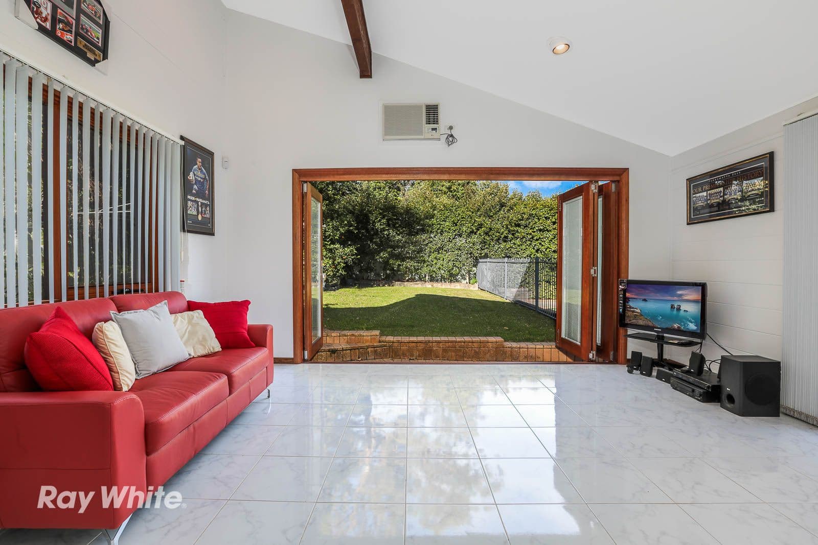 21 Verletta Avenue, Castle Hill - Thumbnail 3