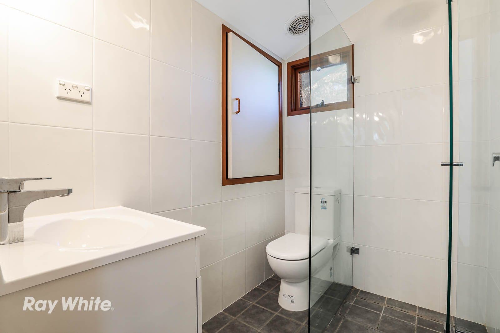 21 Verletta Avenue, Castle Hill - Thumbnail 8
