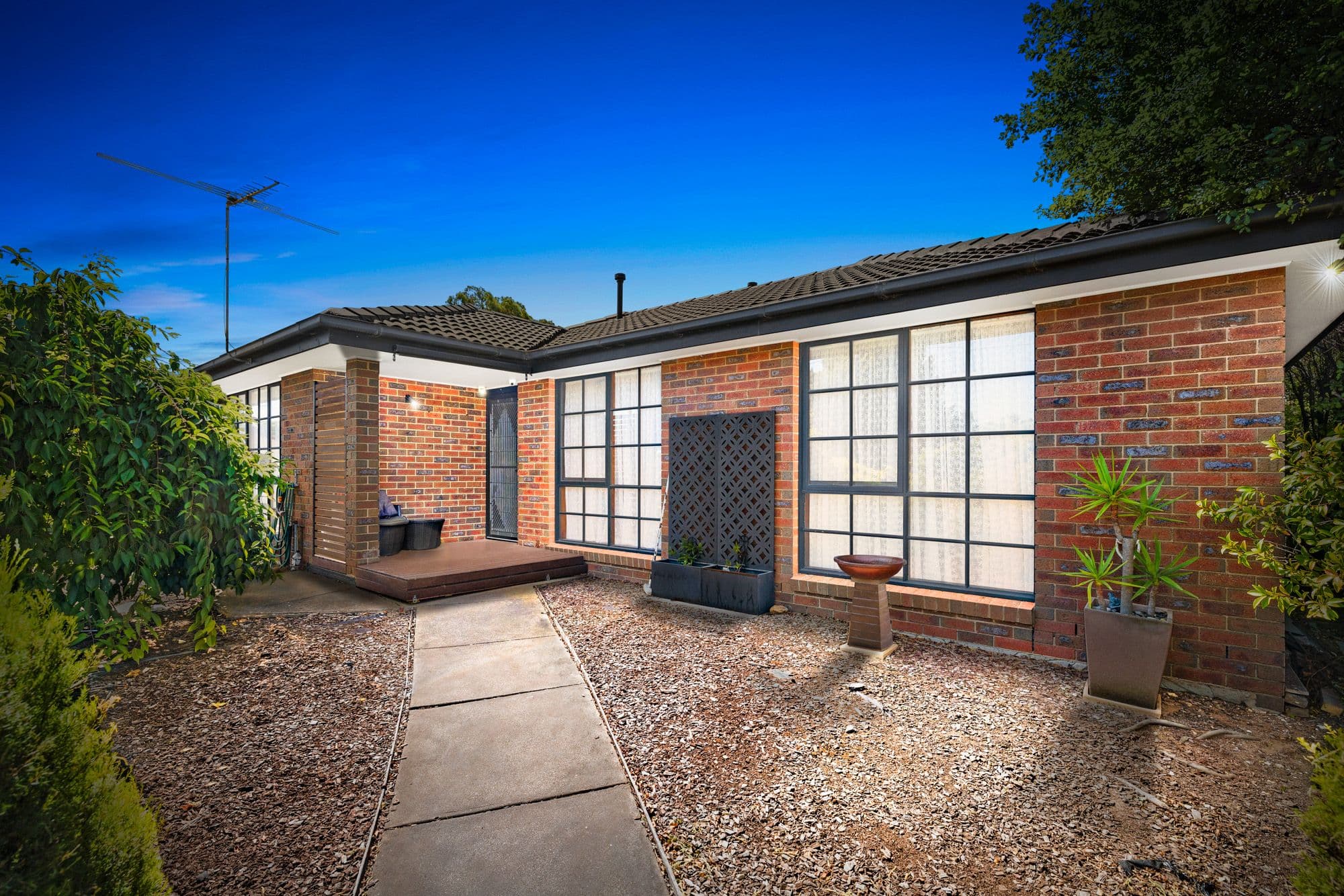 16 Barklya Court, Hoppers Crossing VIC 3029, Hoppers Crossing - Image 1