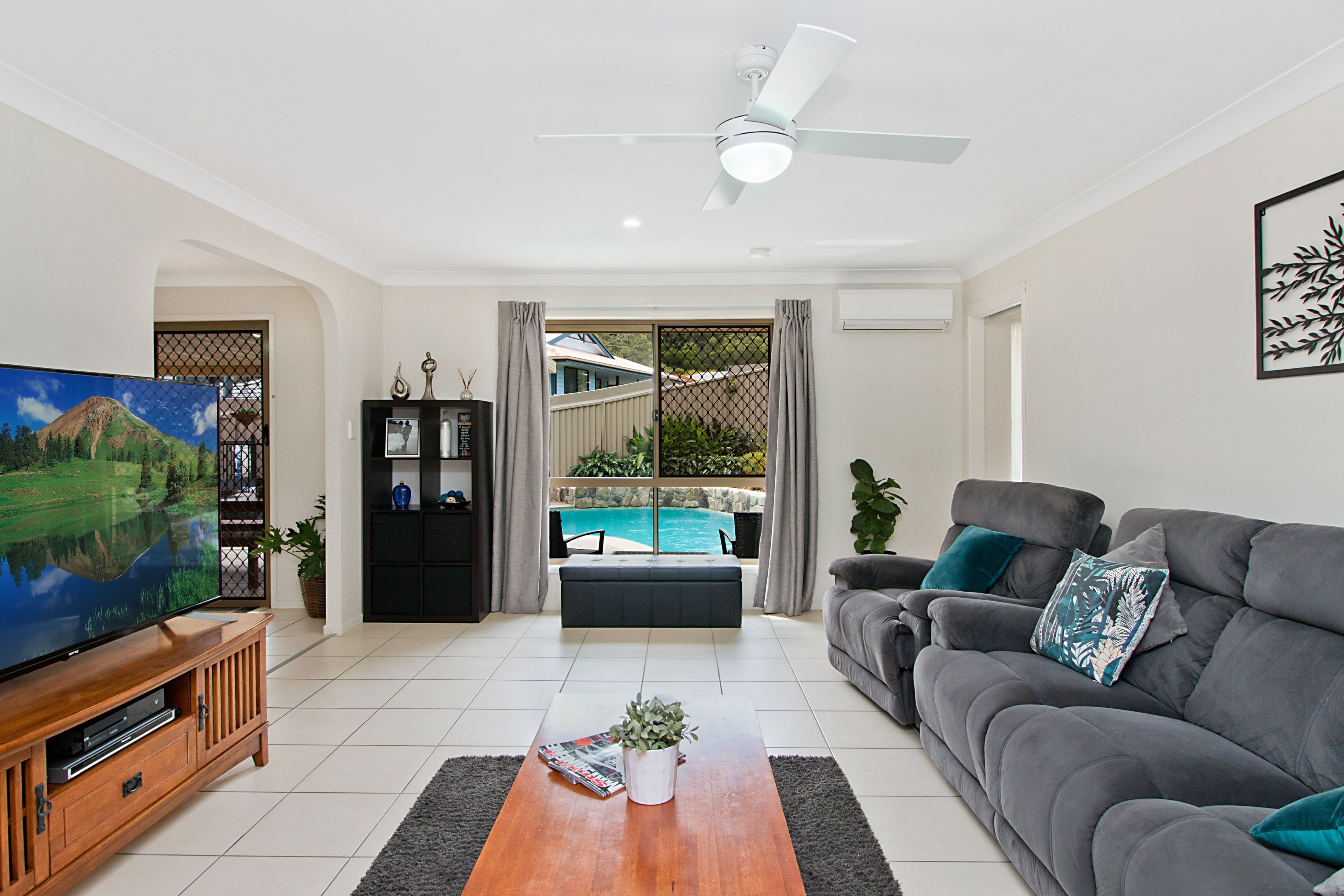 61 Piggabeen Road, Tweed Heads West - Thumbnail 2