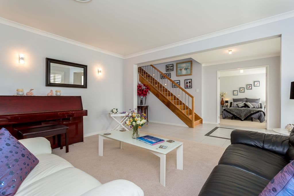1 Healy Court, MUDGEERABA QLD 4213, Mudgeeraba - Thumbnail 8