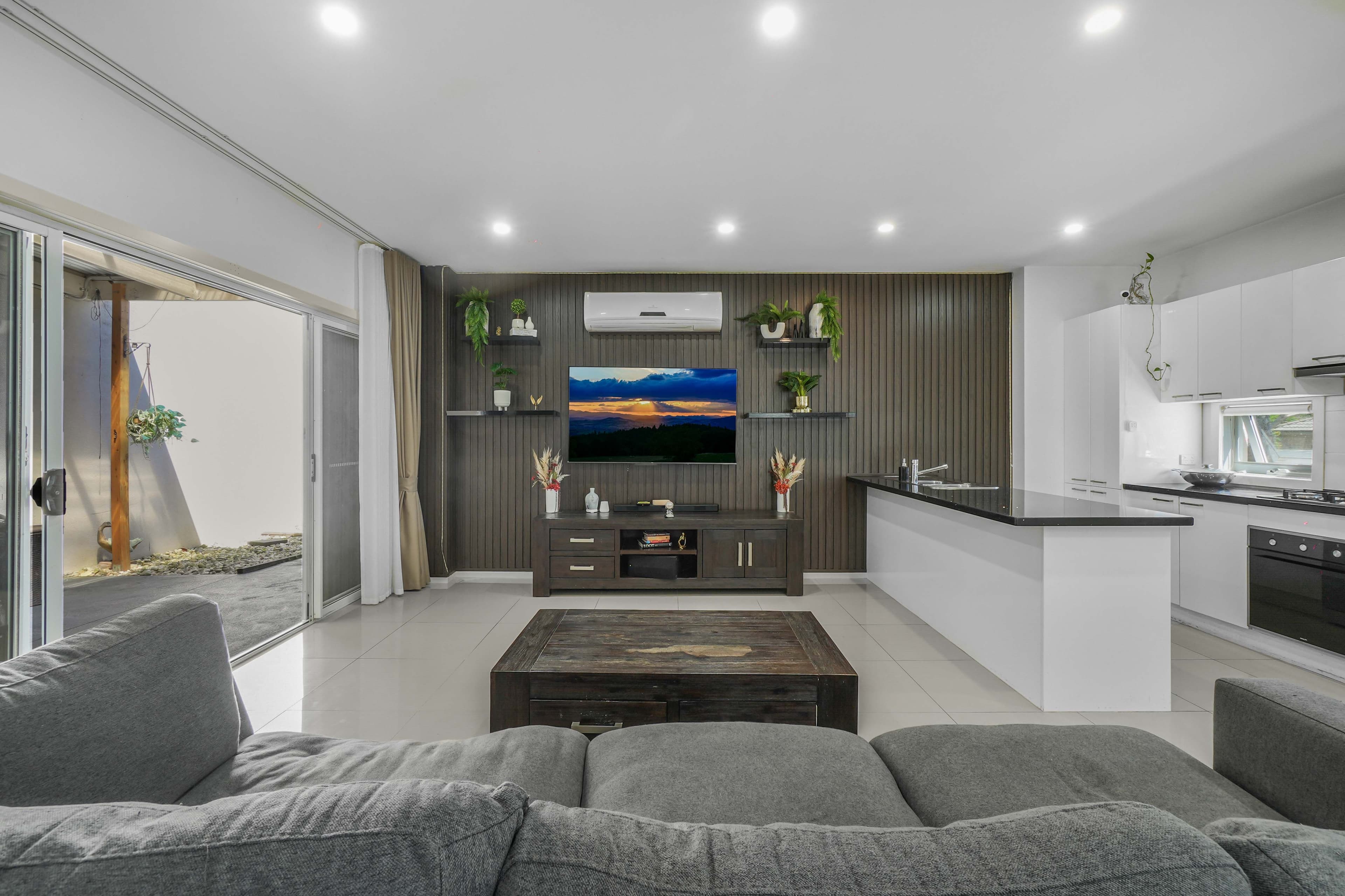 35 Macquarie Circuit, Pakenham VIC 3810, Pakenham - Thumbnail 2