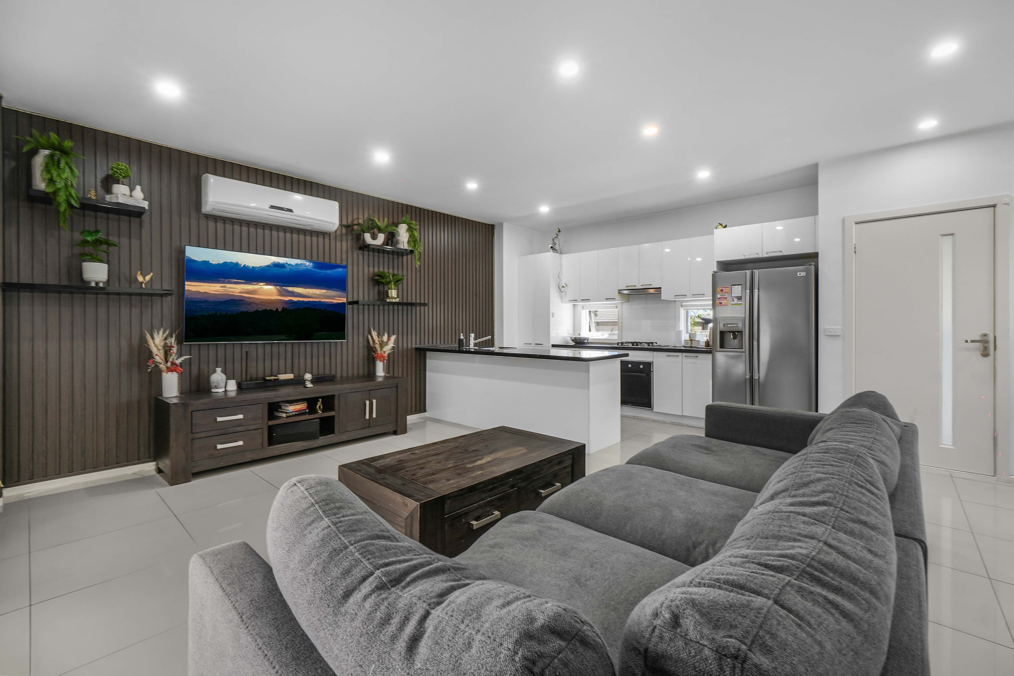 35 Macquarie Circuit, Pakenham VIC 3810, Pakenham - Thumbnail 4