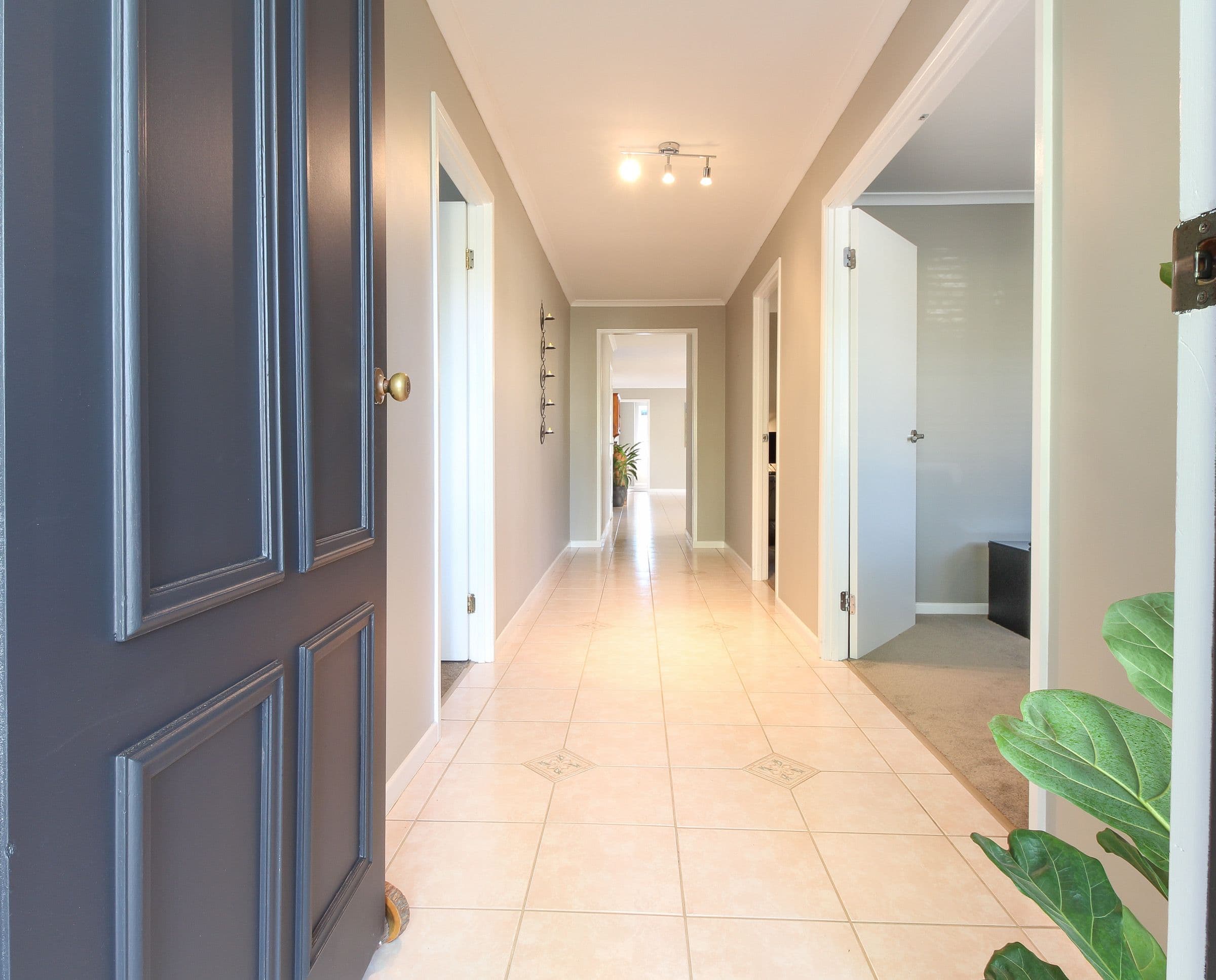 9 Columbus Place, Forest Lake QLD 4078, Forest Lake - Image 1