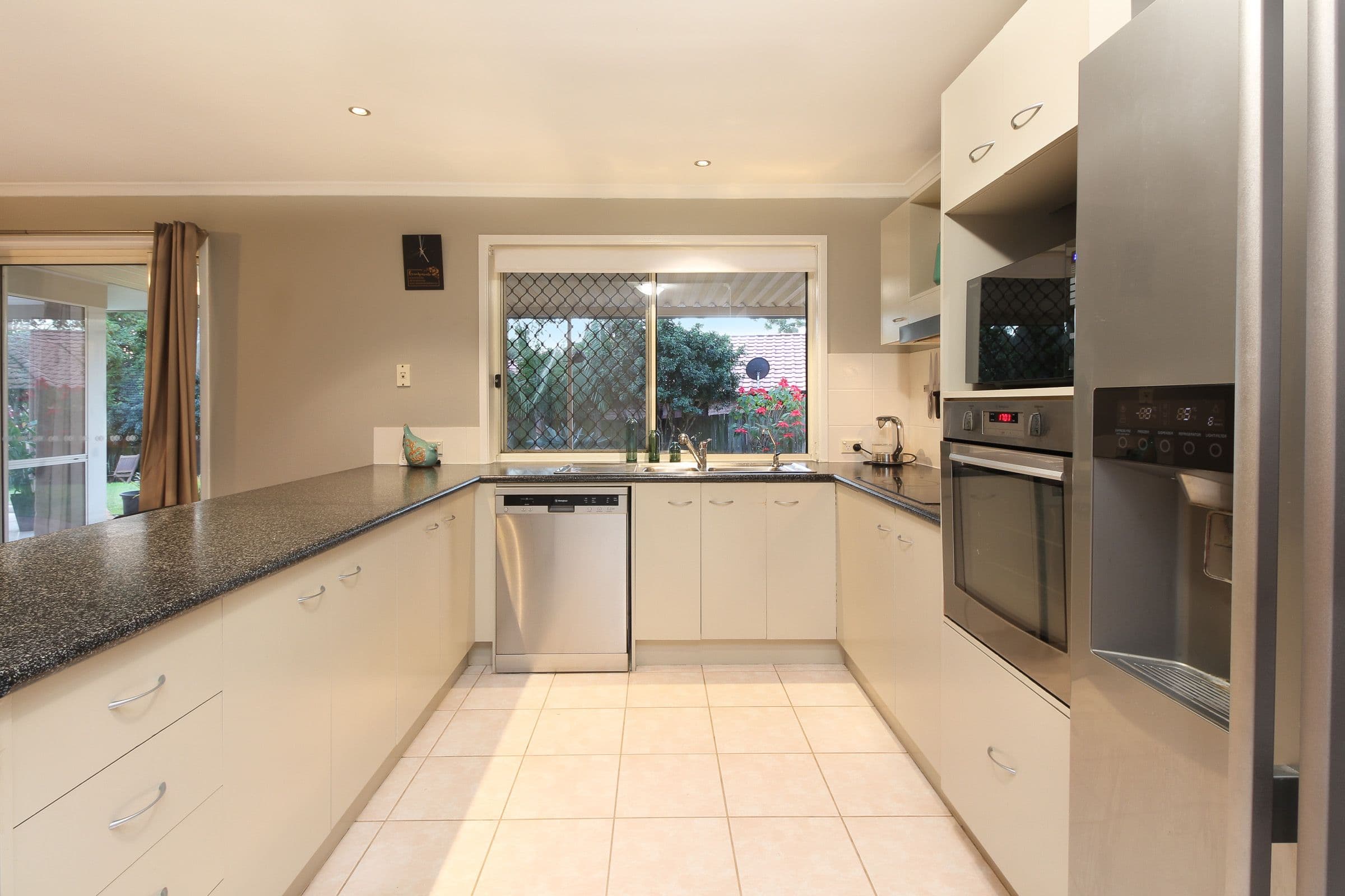 9 Columbus Place, Forest Lake QLD 4078, Forest Lake - Thumbnail 5