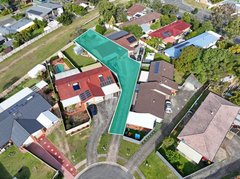 30 Gumbeel Court, Highland Park - Thumbnail 2