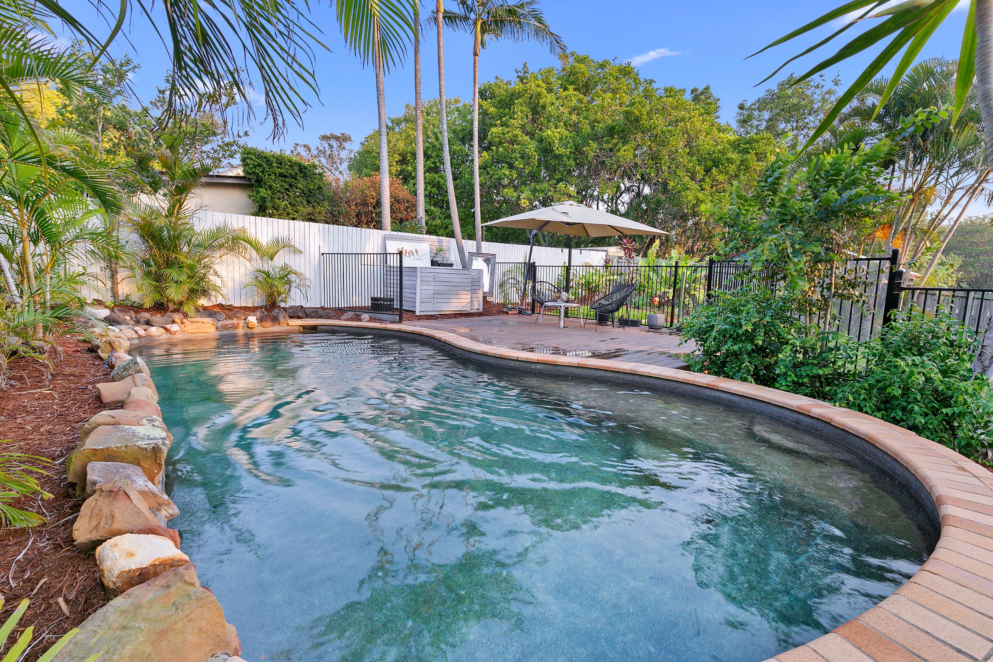 16 Long Street, Camp Hill QLD 4152, Camp Hill - Thumbnail 2