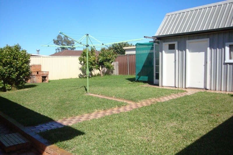 78 Roland Street, BOSSLEY PARK NSW 2176, Bossley Park - Thumbnail 2