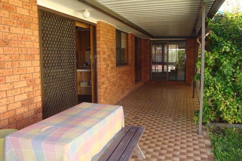 78 Roland Street, BOSSLEY PARK NSW 2176, Bossley Park - Thumbnail 3