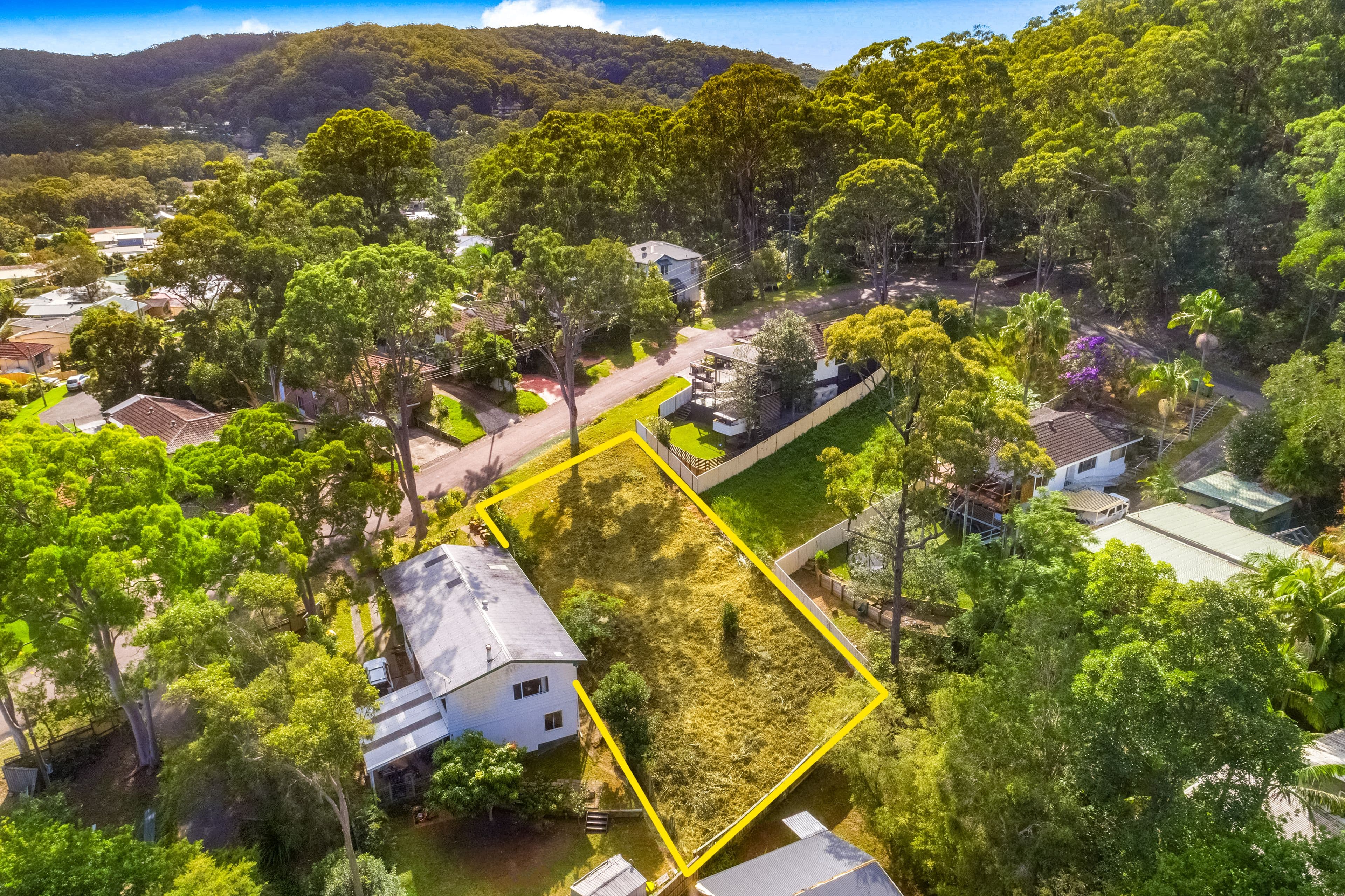 16 Elvys Avenue, Saratoga NSW 2251, Saratoga - Thumbnail 3