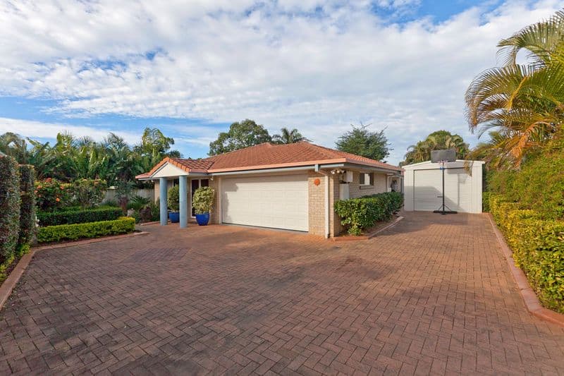 17 Carinyan Drive, BIRKDALE QLD 4159, Birkdale - Image 1