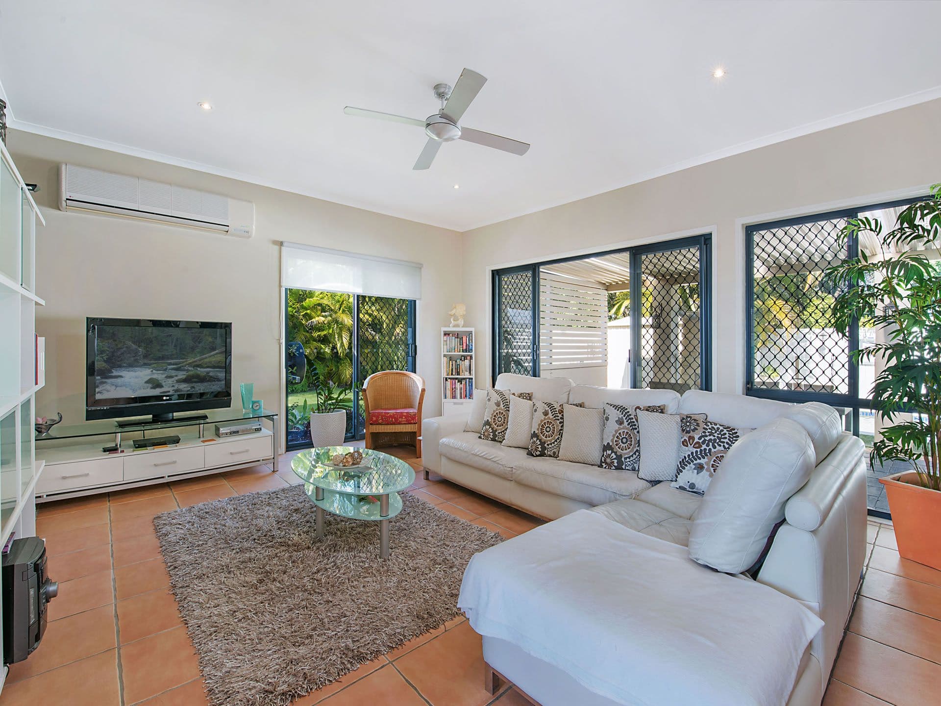 22 Bongaree Drive, Pelican Waters QLD 4551, Pelican Waters - Thumbnail 3