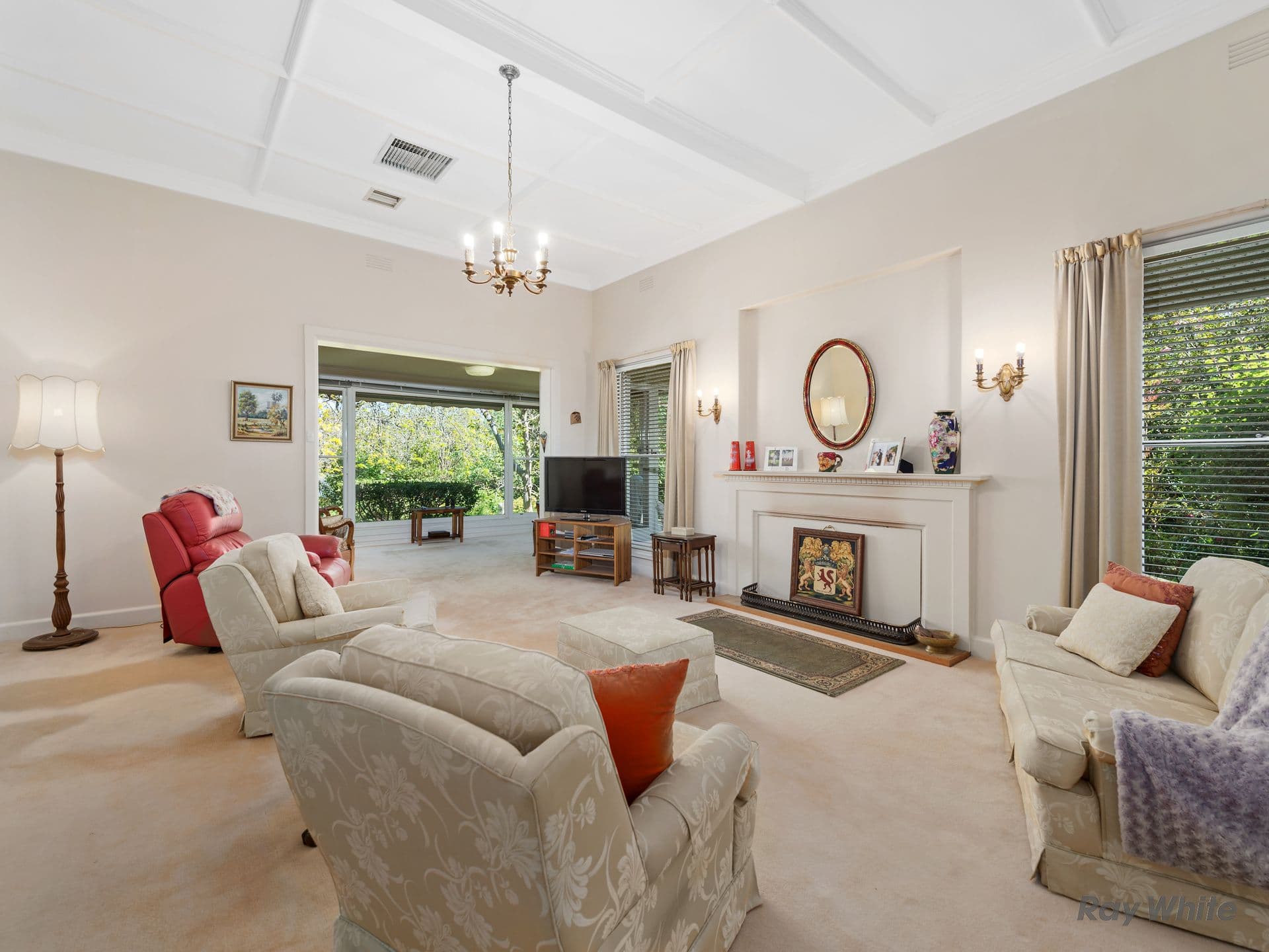 18 Mitchell Street, Benalla VIC 3672, Benalla - Thumbnail 2