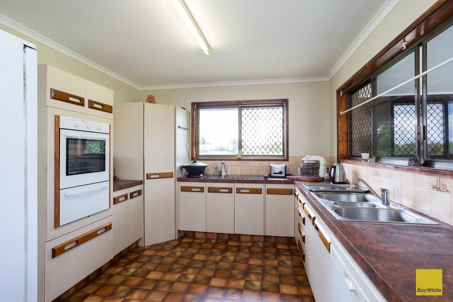 39 Magnolia Parade, Victoria Point QLD 4165, Victoria Point - Thumbnail 6