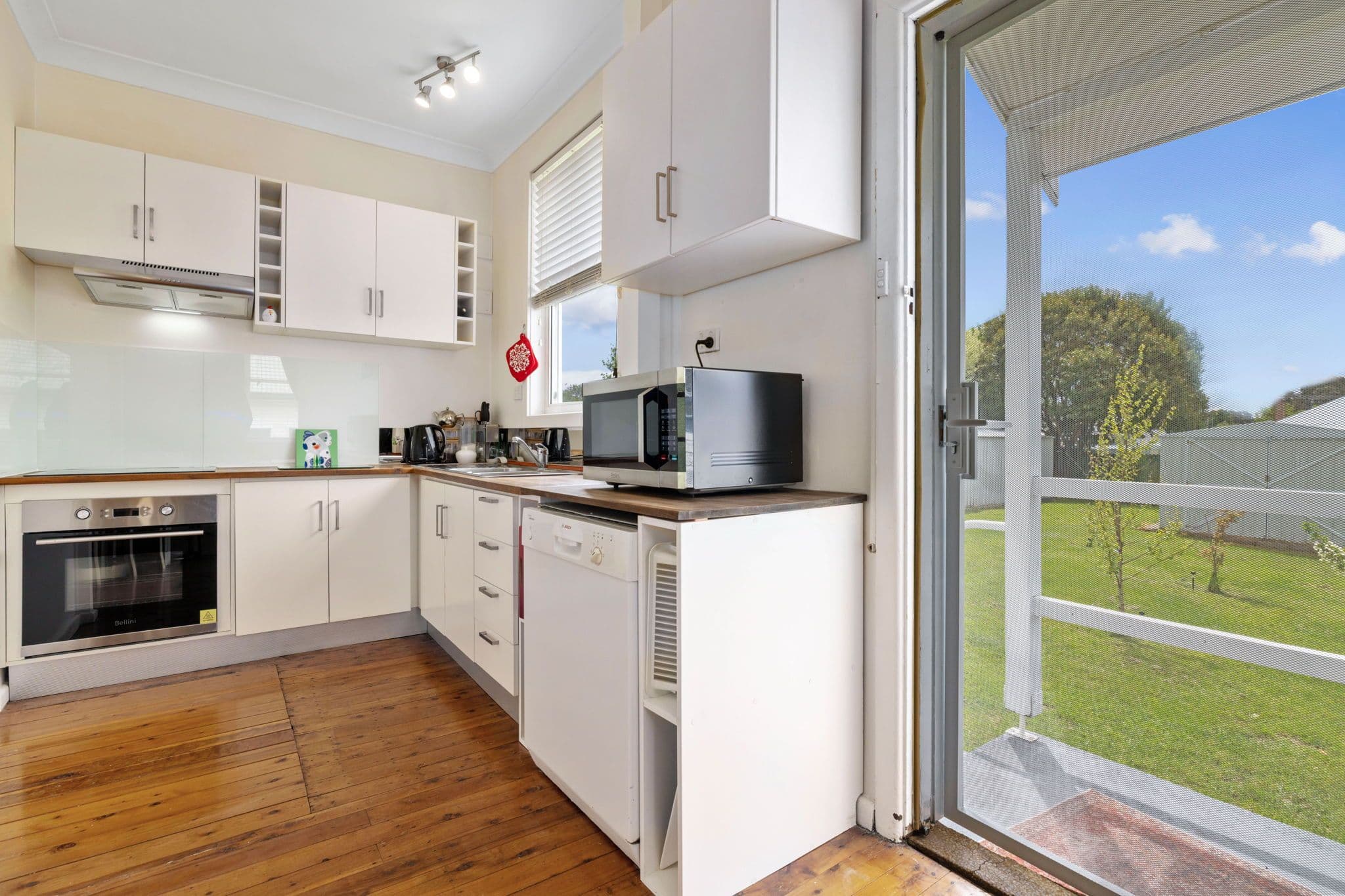 7 Roslyn Street, Crookwell NSW 2583, Crookwell - Thumbnail 2
