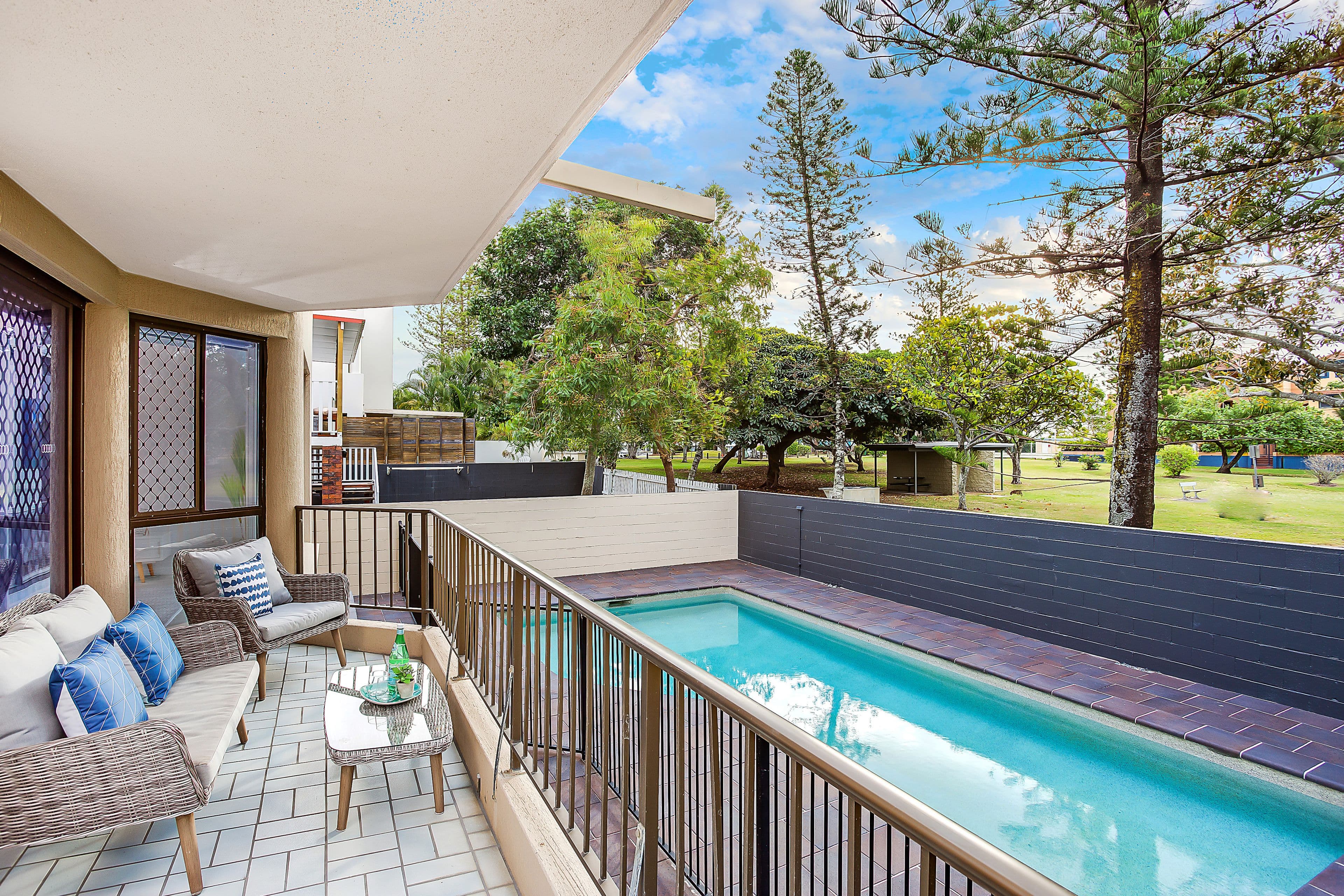 33 Montana Road, Mermaid Beach QLD 4218, Mermaid Beach - Thumbnail 4