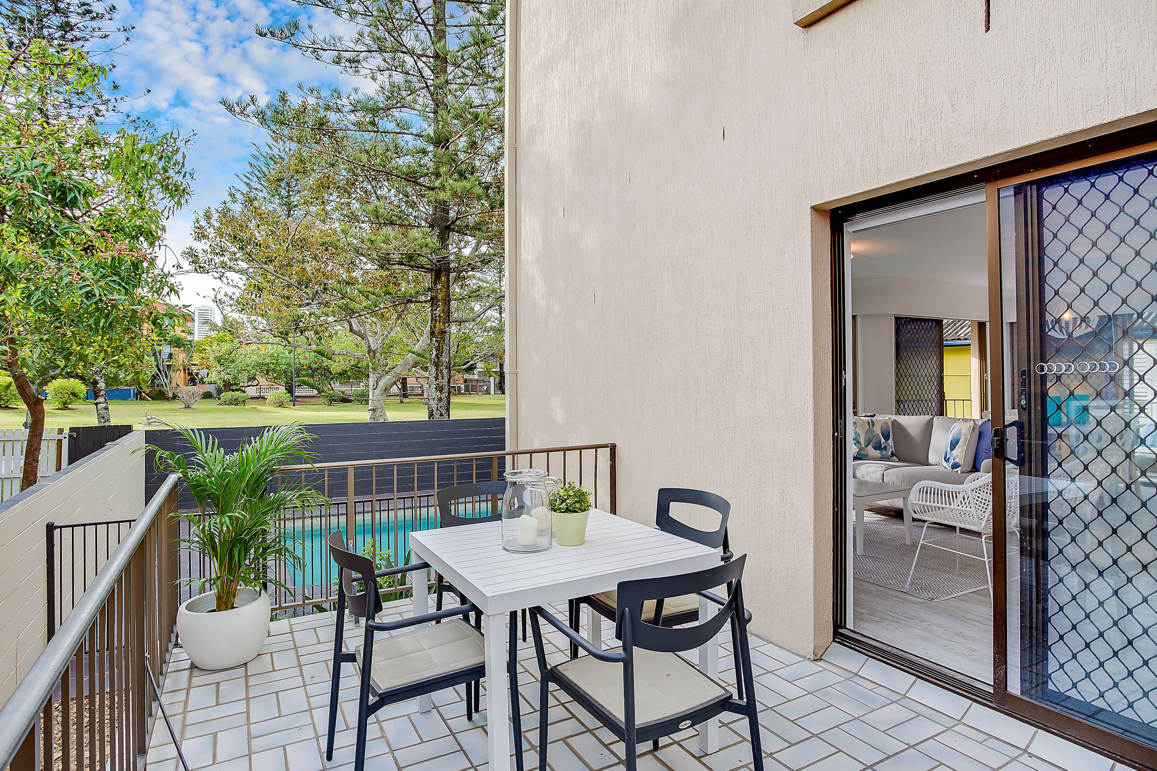 33 Montana Road, Mermaid Beach QLD 4218, Mermaid Beach - Thumbnail 5