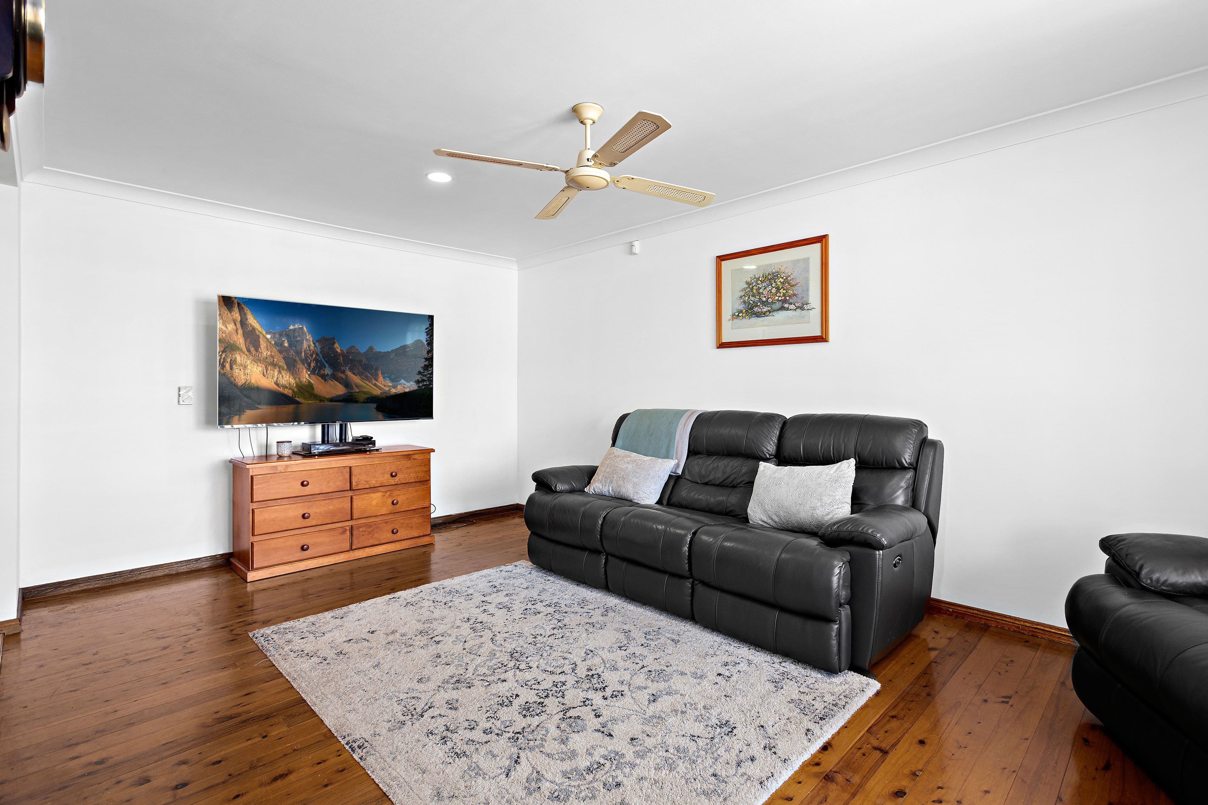 19 Moore Street, Oak Flats NSW 2529, Oak Flats - Thumbnail 2