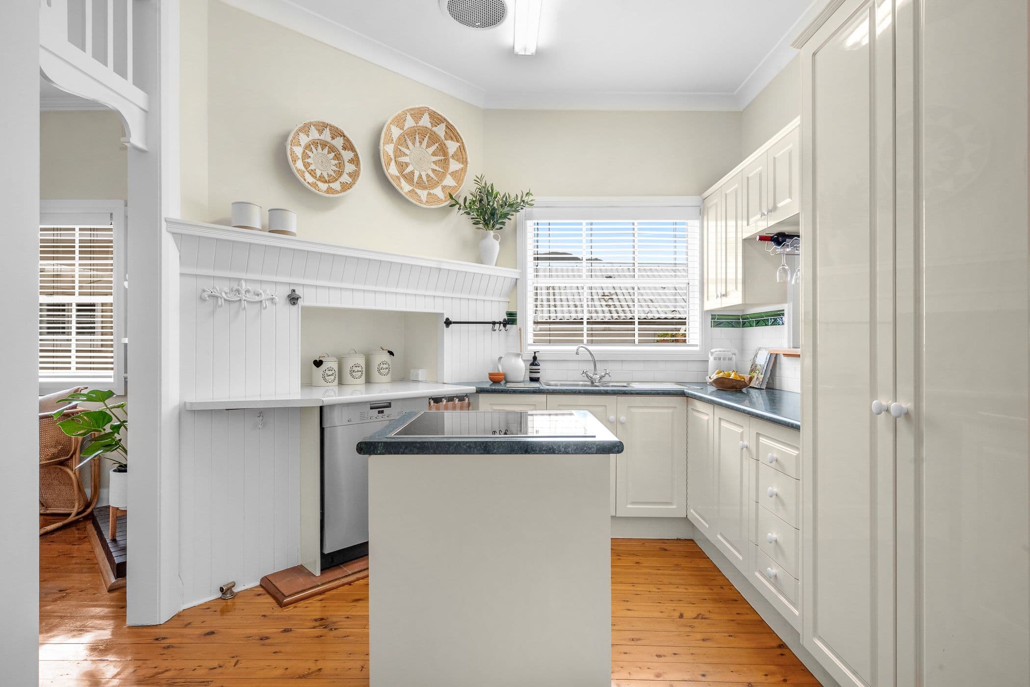 29 Raymond Road, Thirroul NSW 2515, Thirroul - Thumbnail 5