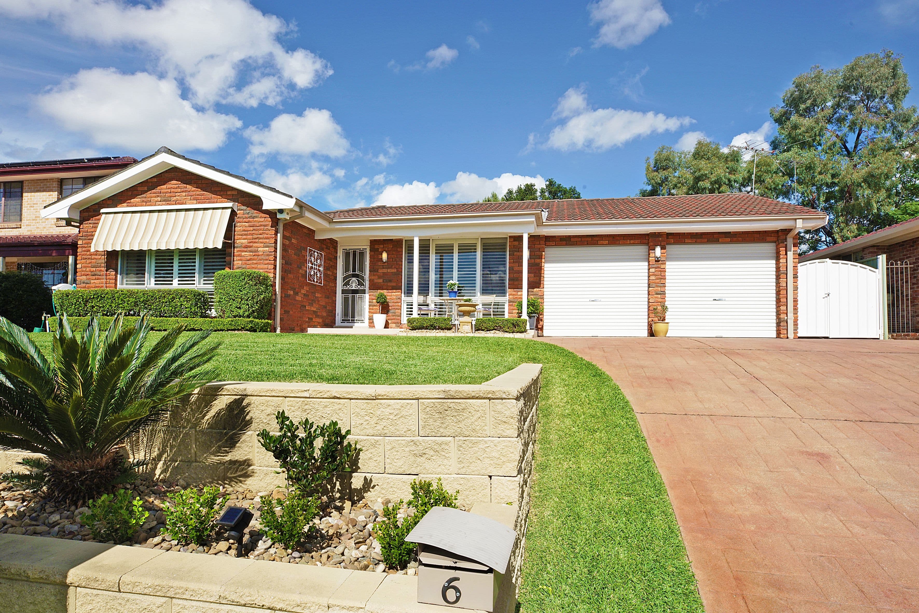 6 Banjo Paterson Close, Glenmore Park - Image 1