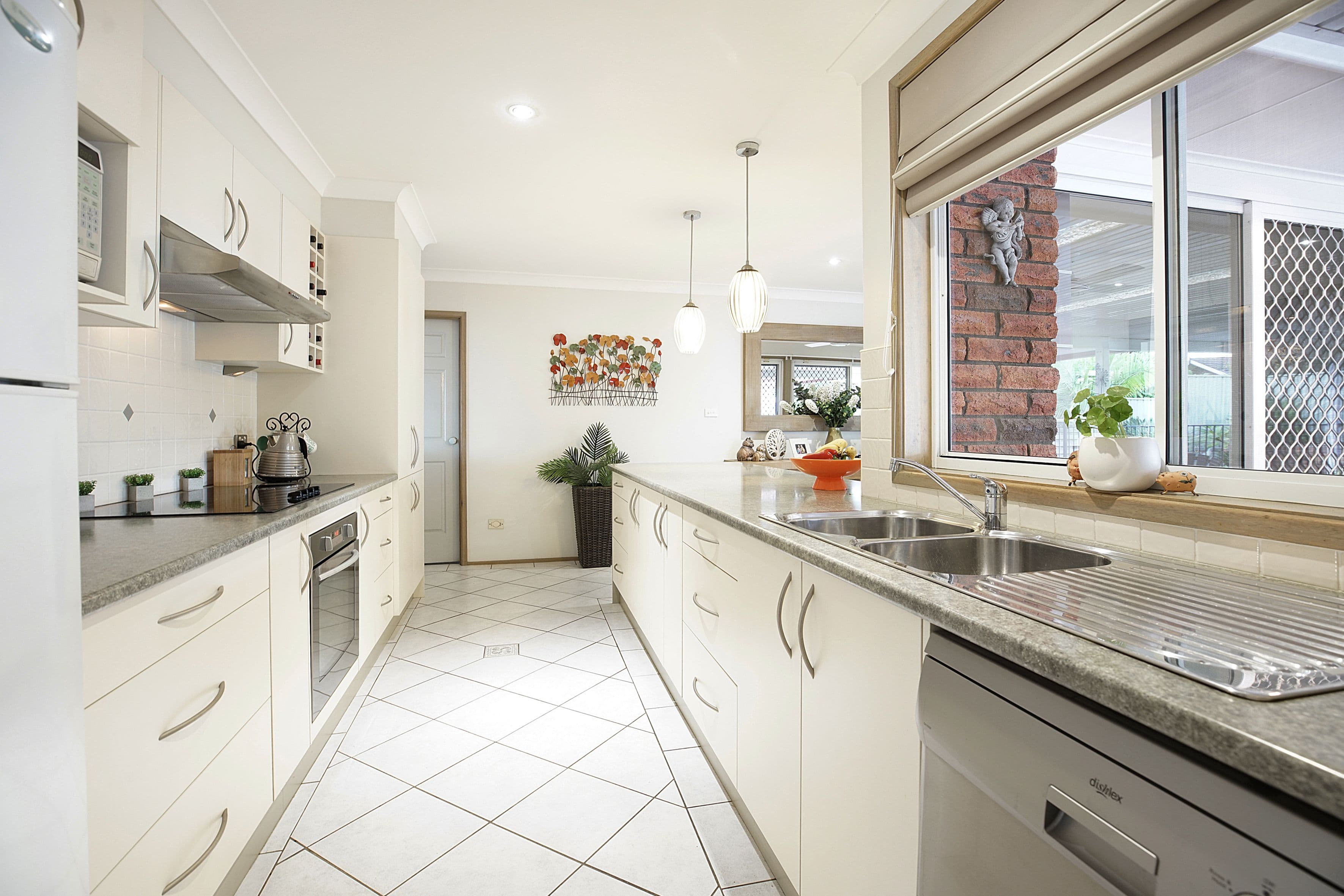 6 Banjo Paterson Close, Glenmore Park - Thumbnail 2