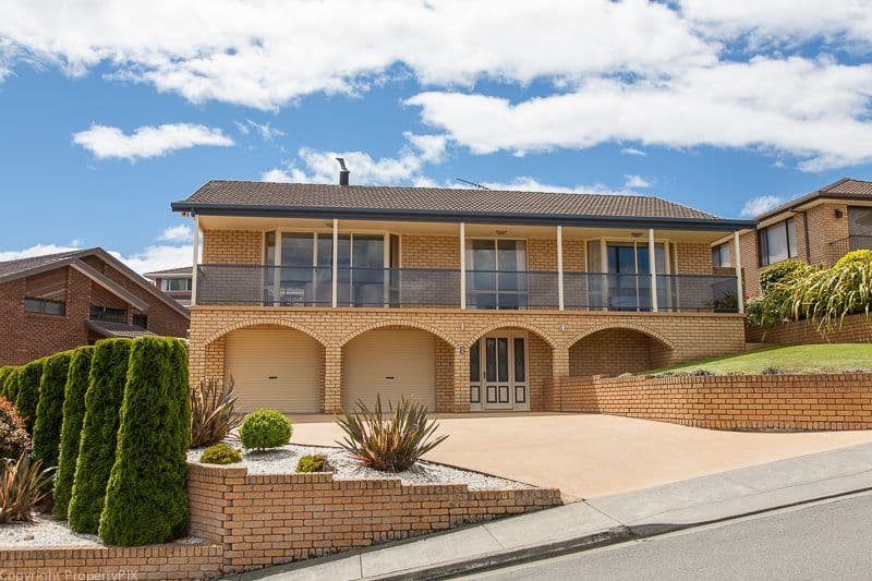 6 Swinton Place, ROSE BAY TAS 7015, Rose Bay - Image 1