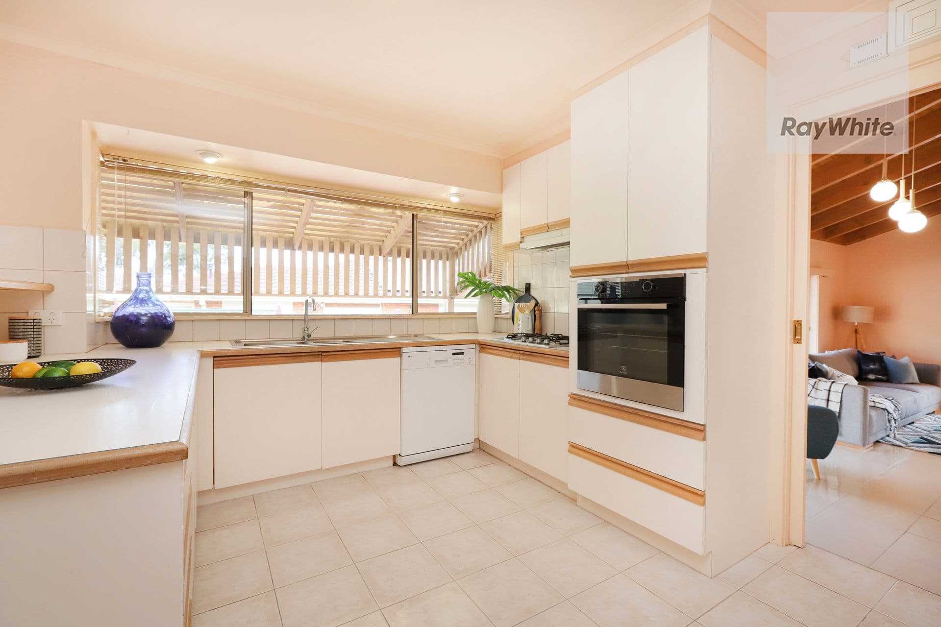 5 Elgata Close, Meadow Heights VIC 3048, Meadow Heights - Thumbnail 6