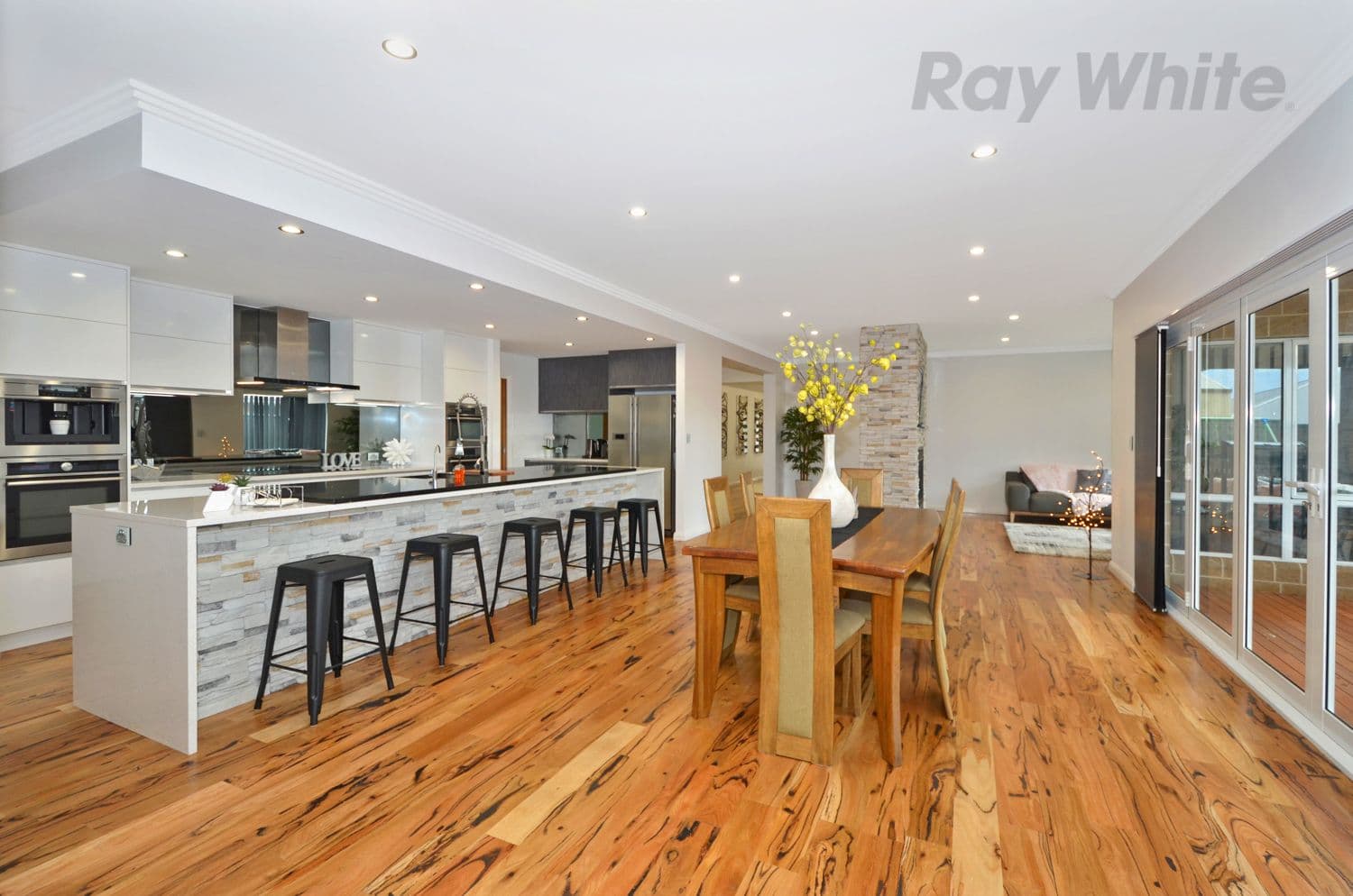 11 Littleheart Place, McKail WA 6330, McKail - Image 1