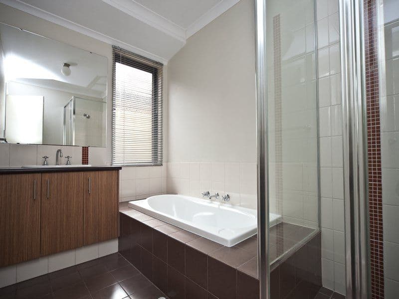 11 Daleford Way, SOUTHERN RIVER WA 6110, Southern River - Thumbnail 5