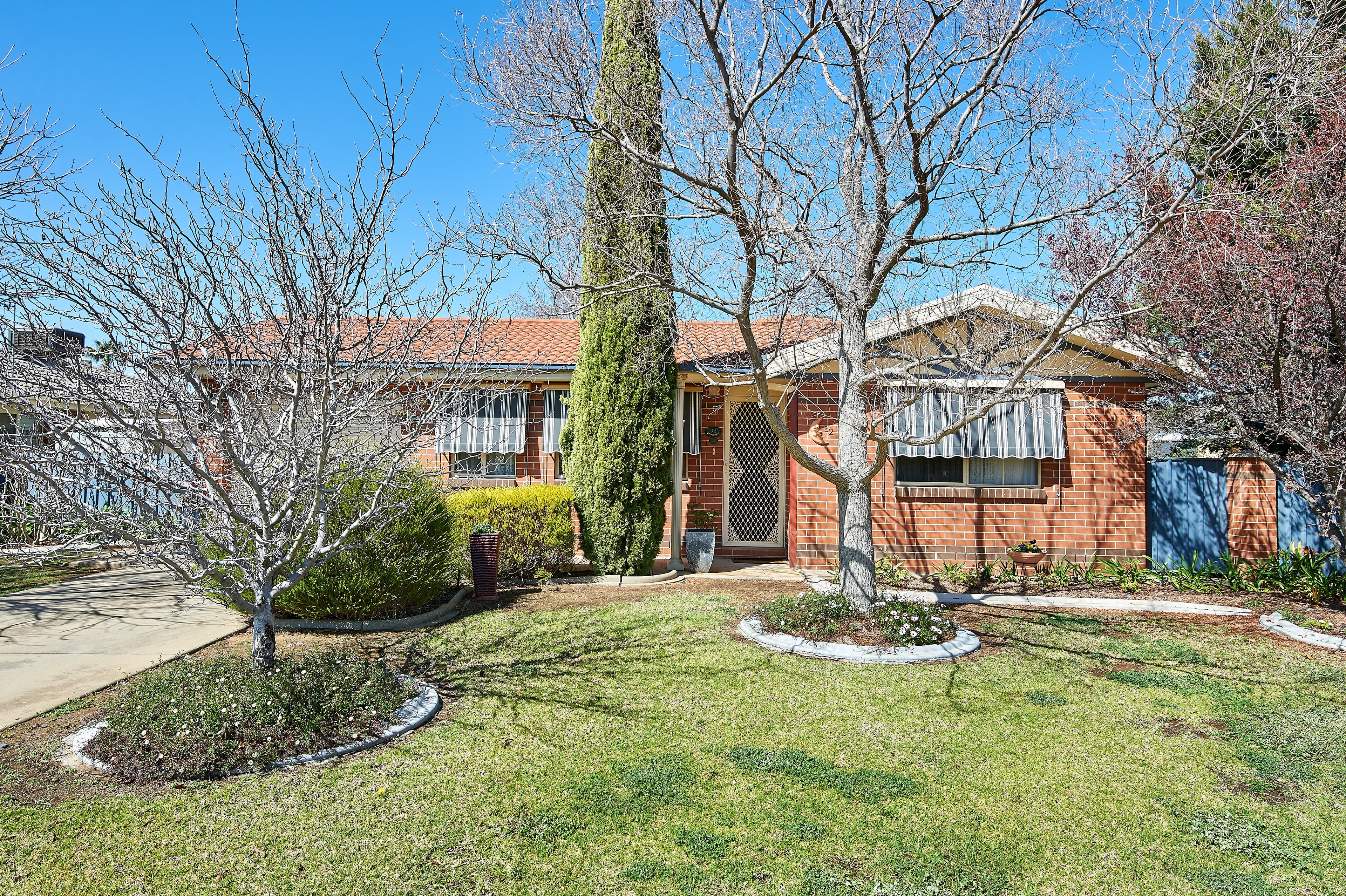 32 Girraween Mews, Glenfield Park - Image 1