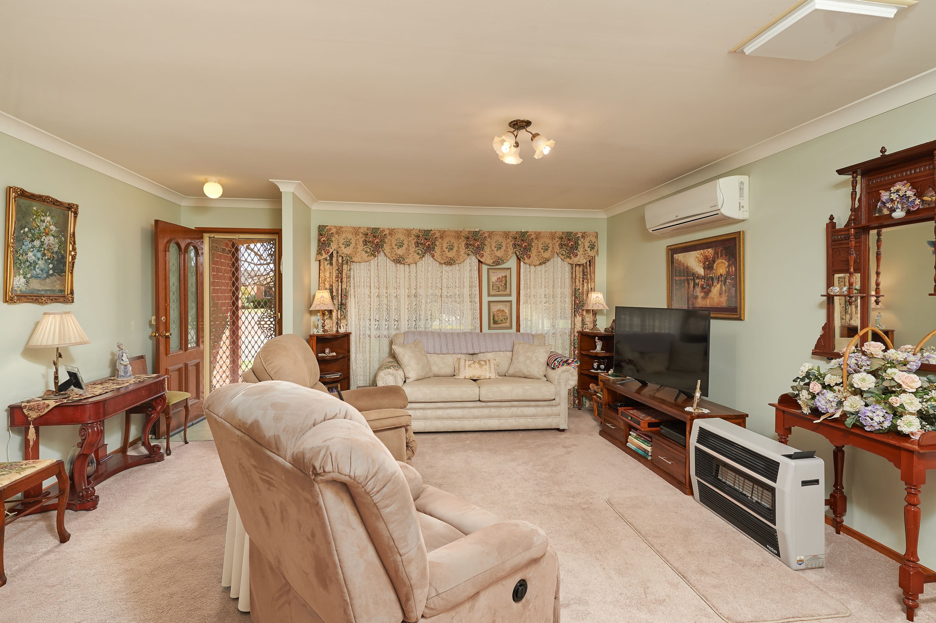 32 Girraween Mews, Glenfield Park - Thumbnail 4