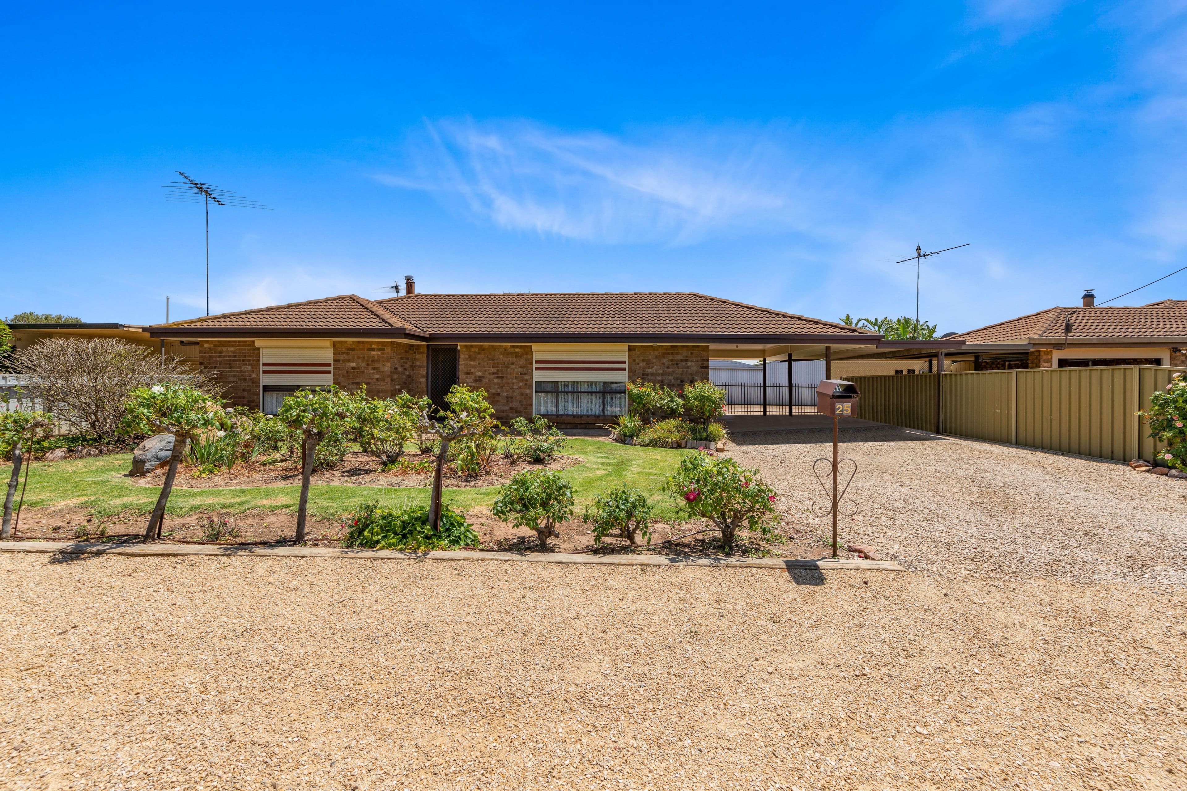25 Roberts Avenue, Balaklava SA 5461, Balaklava - Image 1