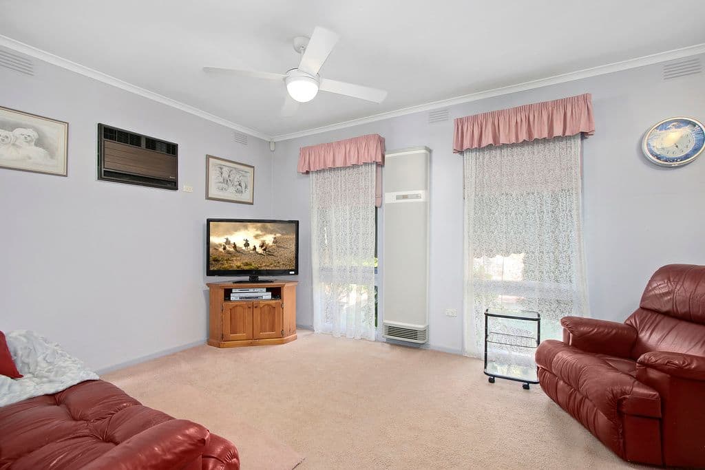 13 Wheeler Street, Coldstream VIC 3770, Coldstream - Thumbnail 3