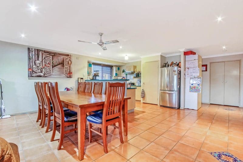 4 Glenn Street, Morayfield - Thumbnail 5