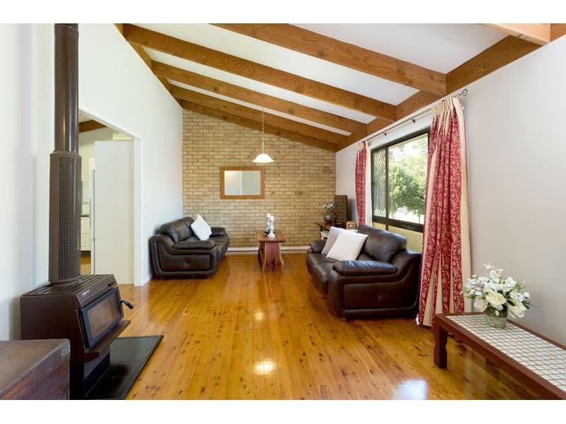 9 Wyndarra Street, KENMORE QLD 4069, Kenmore - Thumbnail 2