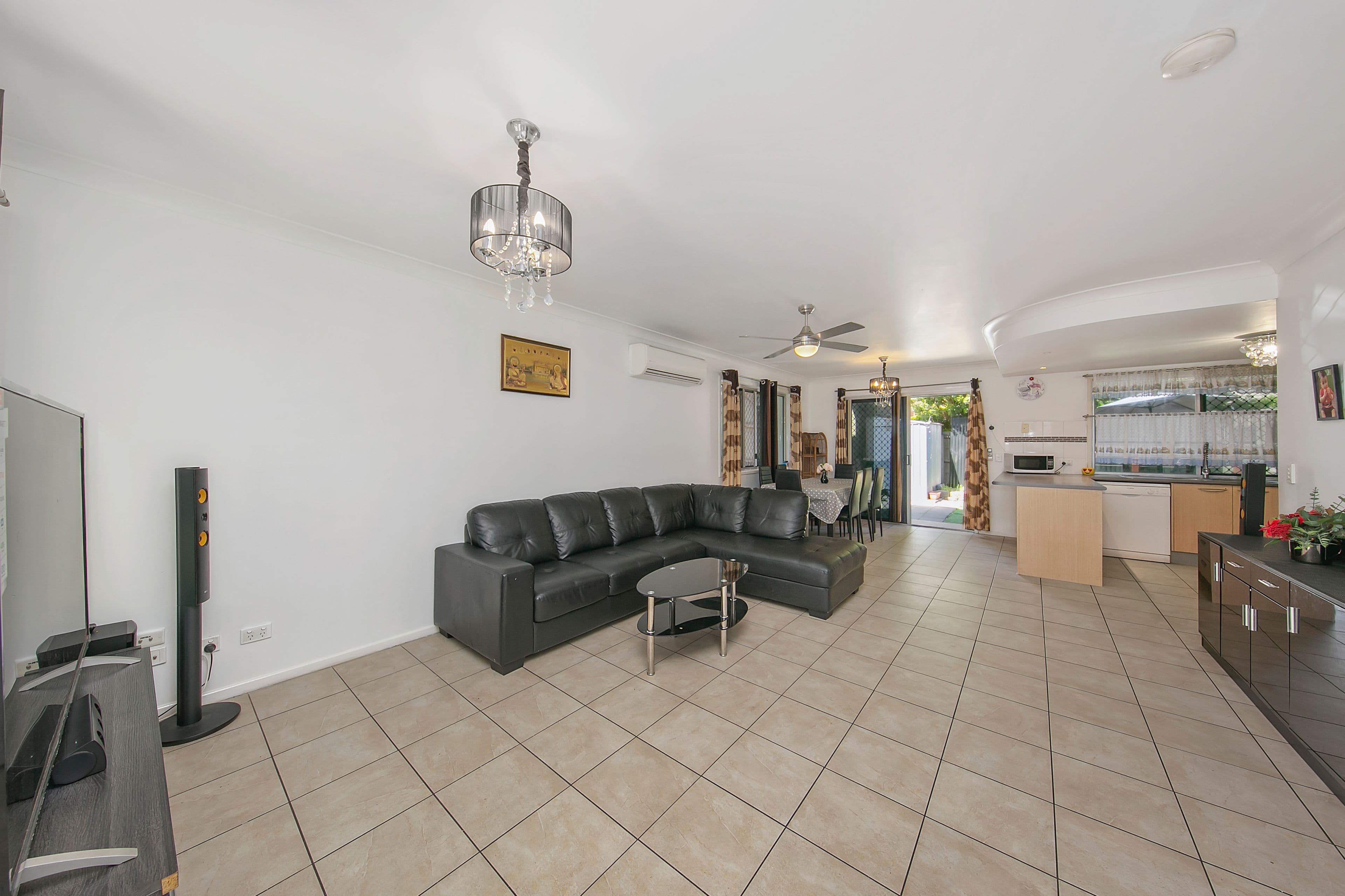 11 Taigum Place, Taigum QLD 4018, Taigum - Thumbnail 2