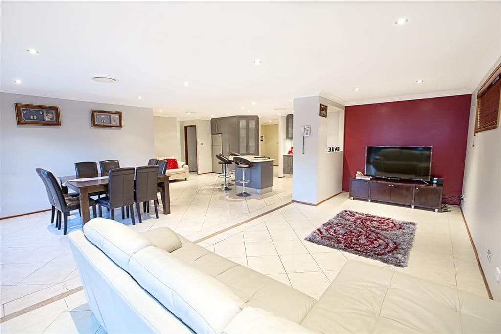 11 Cyperus Place, GLENMORE PARK NSW 2745, Glenmore Park - Thumbnail 5