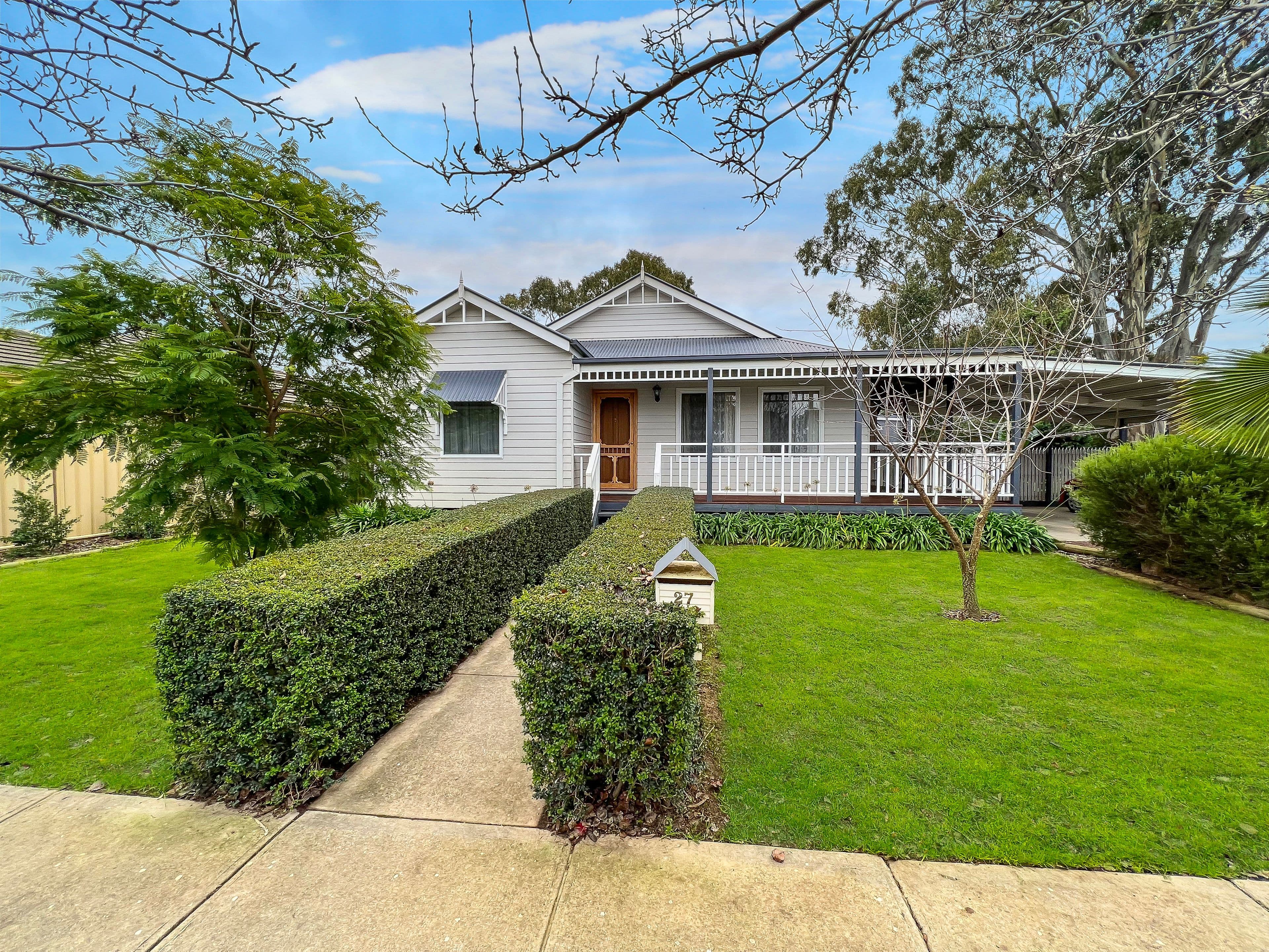 27 Rivergum Avenue, Benalla VIC 3672, Benalla - Image 1