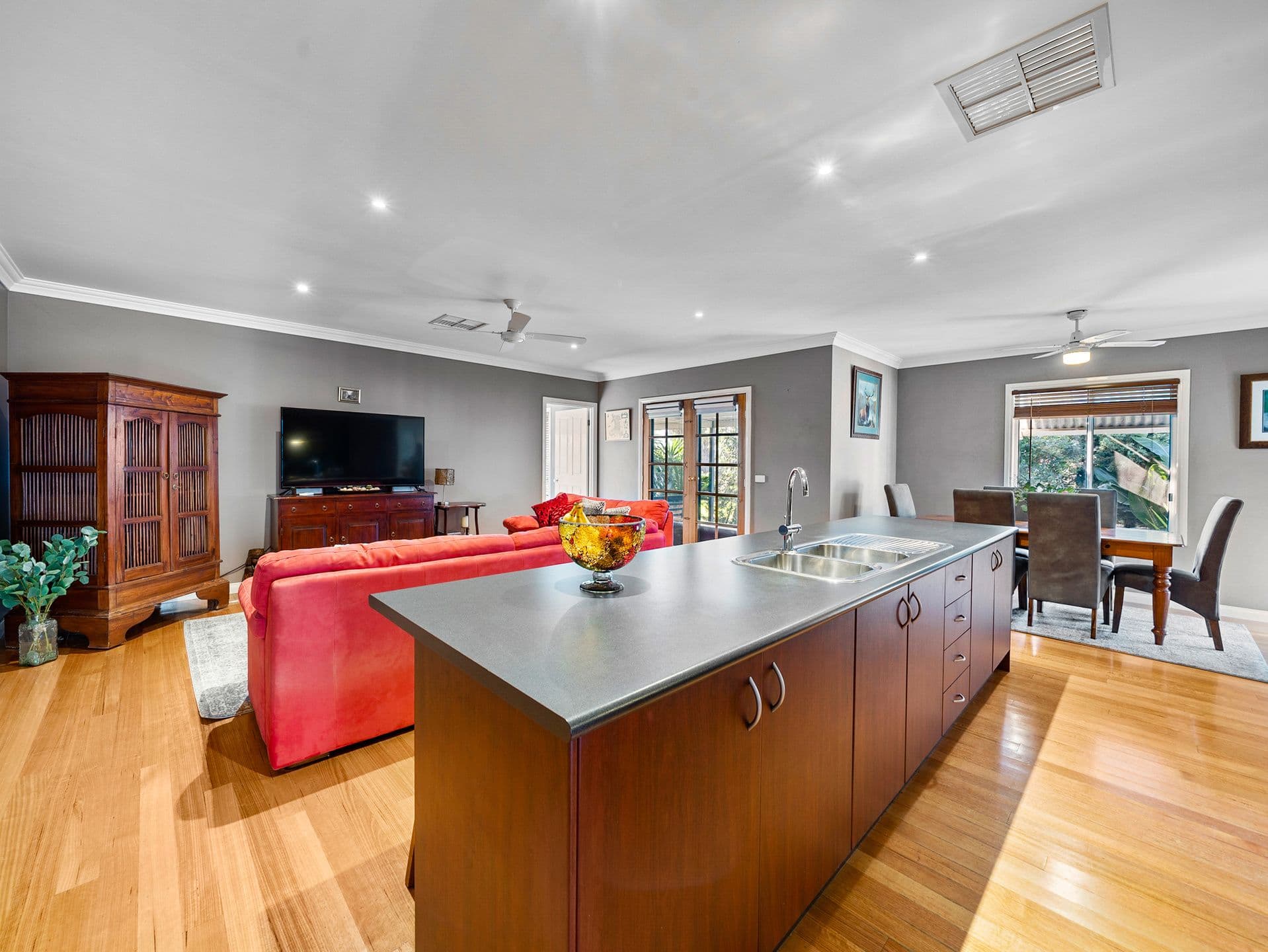 27 Rivergum Avenue, Benalla VIC 3672, Benalla - Thumbnail 4