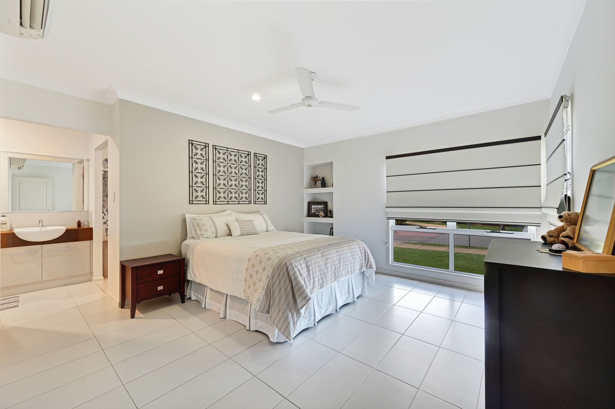 2 Friarbird Avenue, Bohle Plains QLD 4817, Bohle Plains - Thumbnail 4