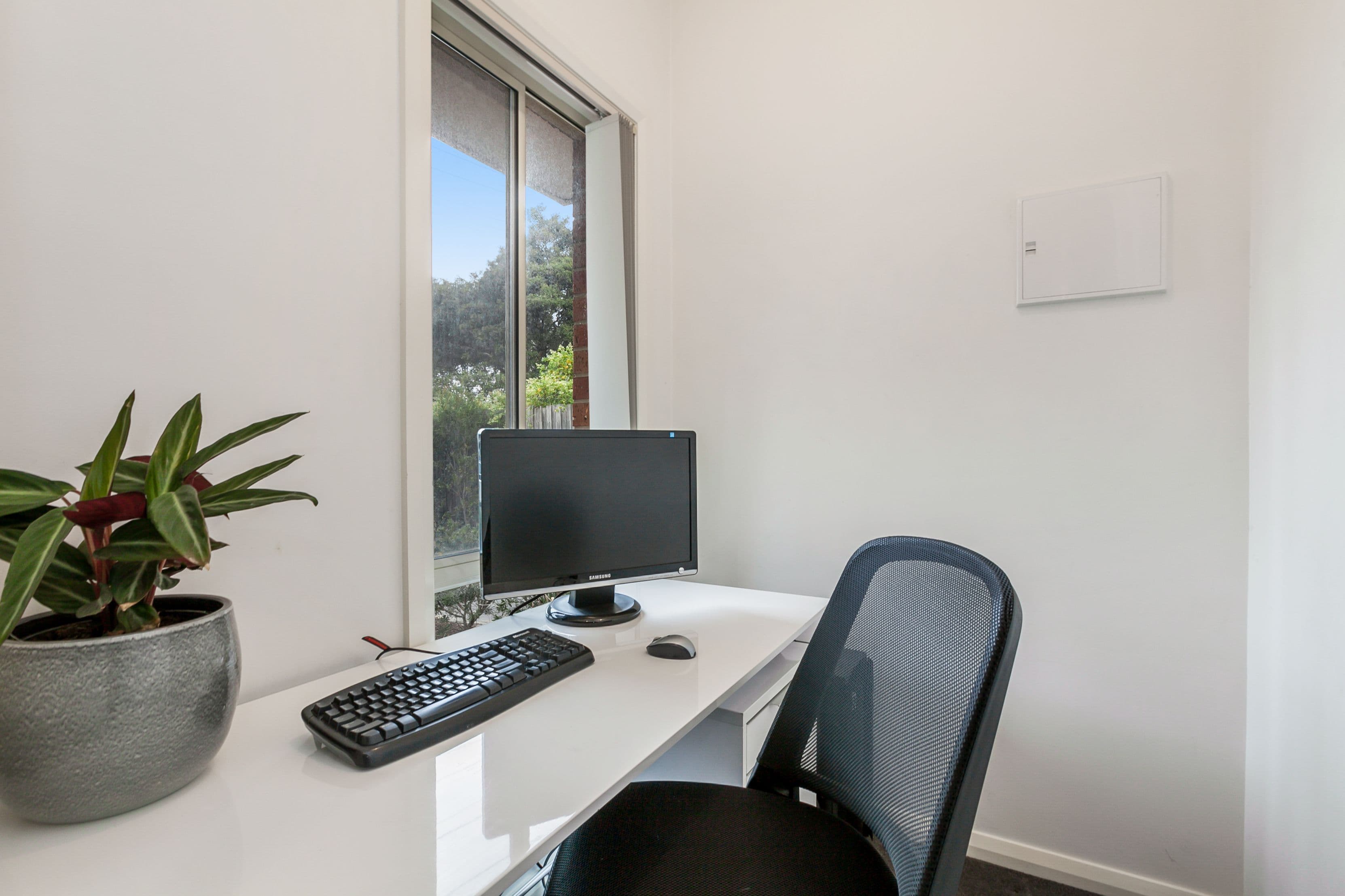 4 Pratt Street, Reservoir VIC 3073, Reservoir - Thumbnail 8