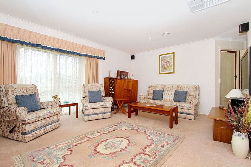 3 Underwood Close, MILL PARK VIC 3082, Mill Park - Thumbnail 4