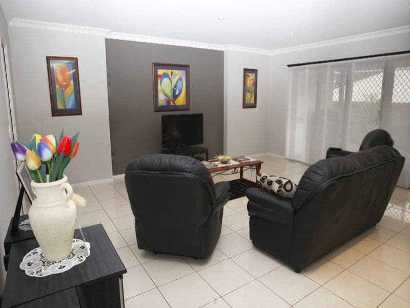 121 Aberdeen Street, MIDDLE RIDGE QLD 4350, Middle Ridge - Thumbnail 4