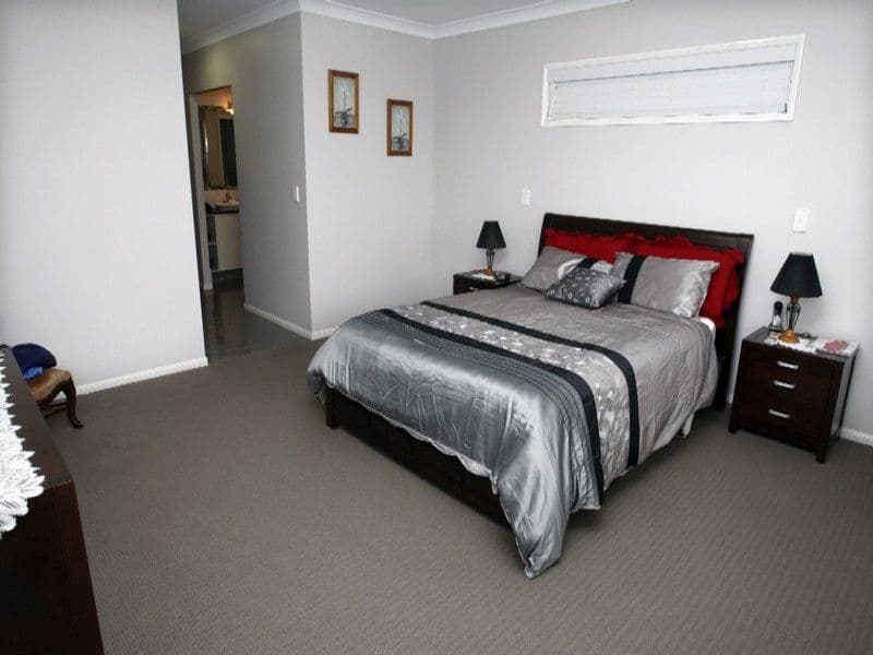 121 Aberdeen Street, MIDDLE RIDGE QLD 4350, Middle Ridge - Thumbnail 8