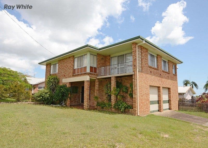 30 Hillcrest Avenue, SCARNESS QLD 4655, Scarness - Thumbnail 2