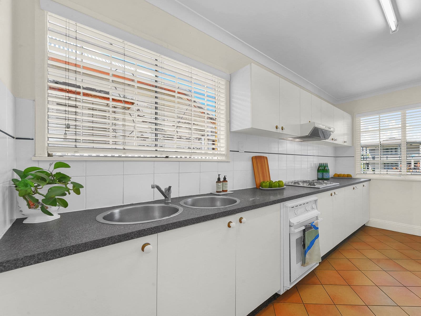 104 Oriel Road, Clayfield QLD 4011, Clayfield - Thumbnail 7