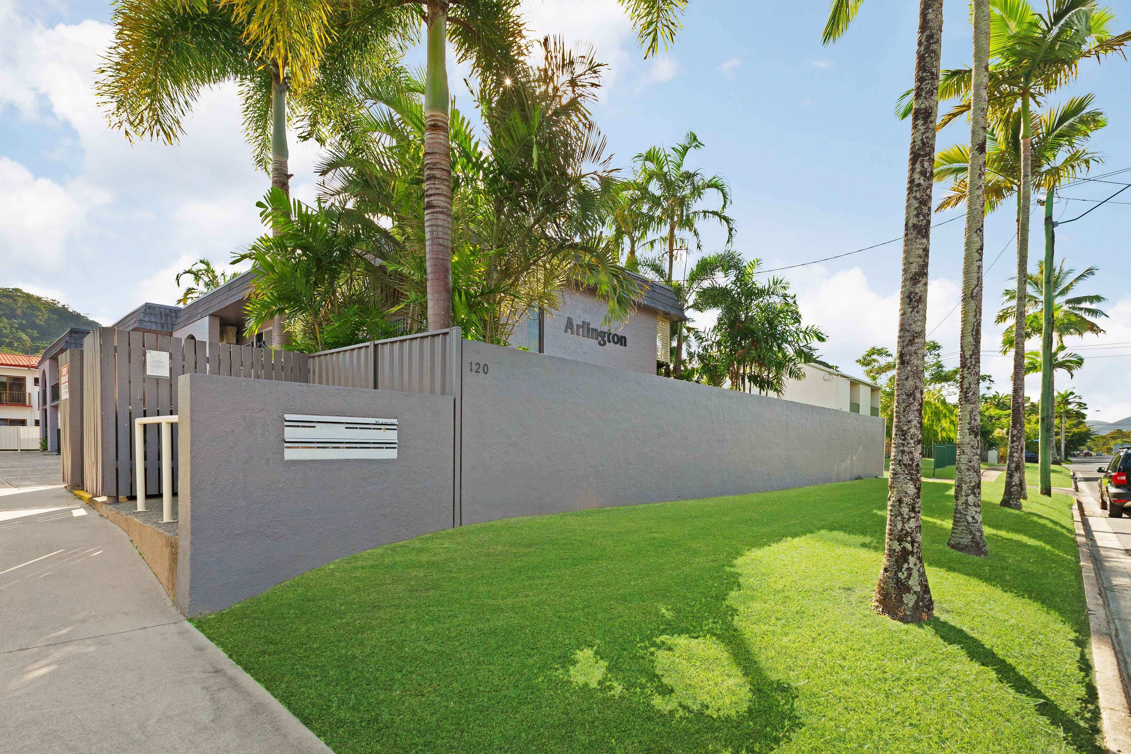 120 Greenslopes Street, Edge Hill QLD 4870, Edge Hill - Thumbnail 3
