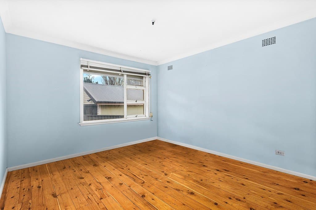 21 Karrabah Crescent, Lake Heights - Thumbnail 6