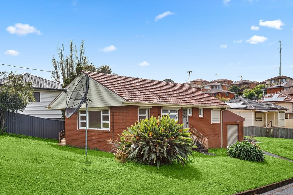 21 Karrabah Crescent, Lake Heights - Thumbnail 8