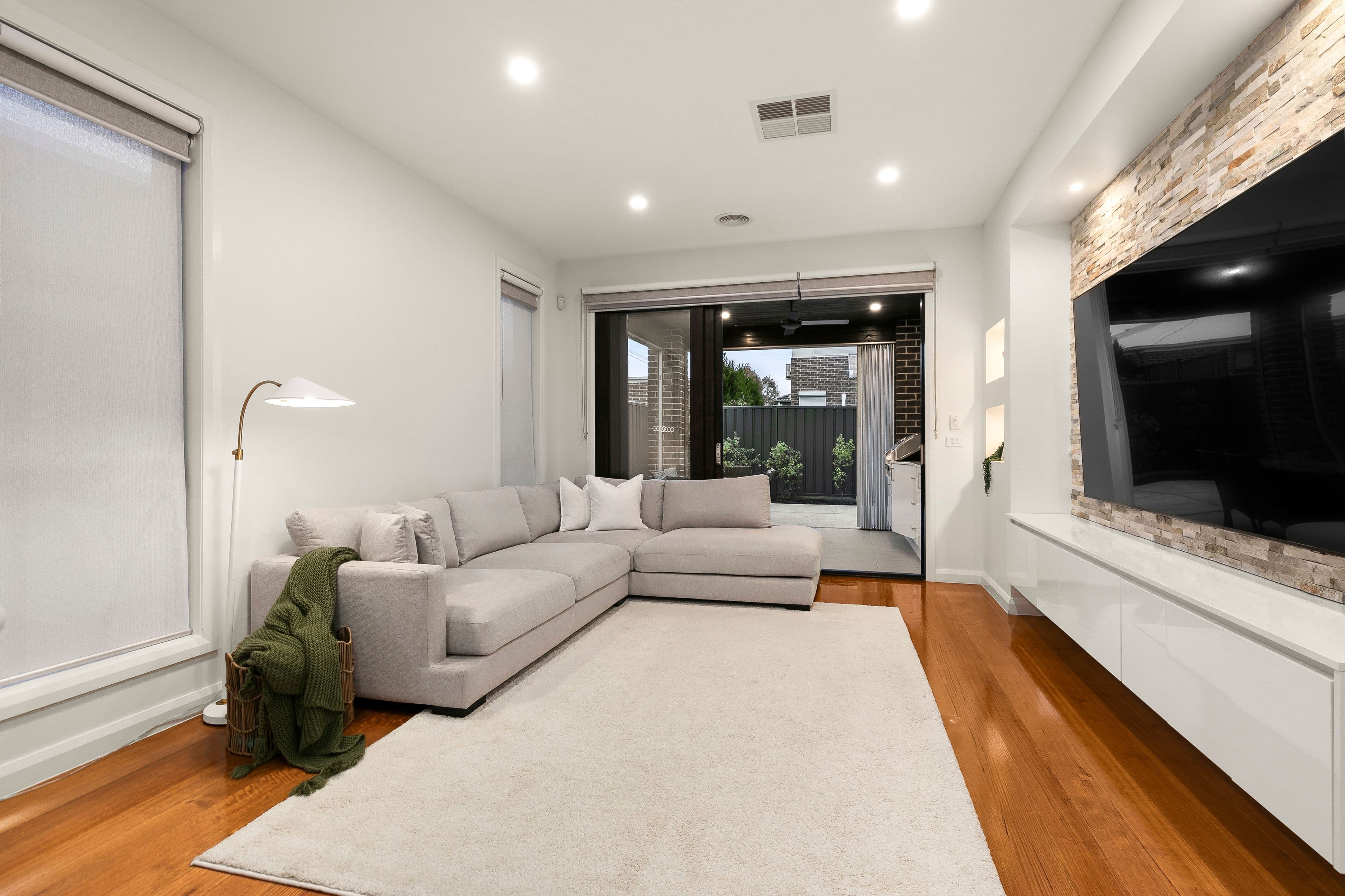 20 Emblem Way, Craigieburn VIC 3064, Craigieburn - Thumbnail 6